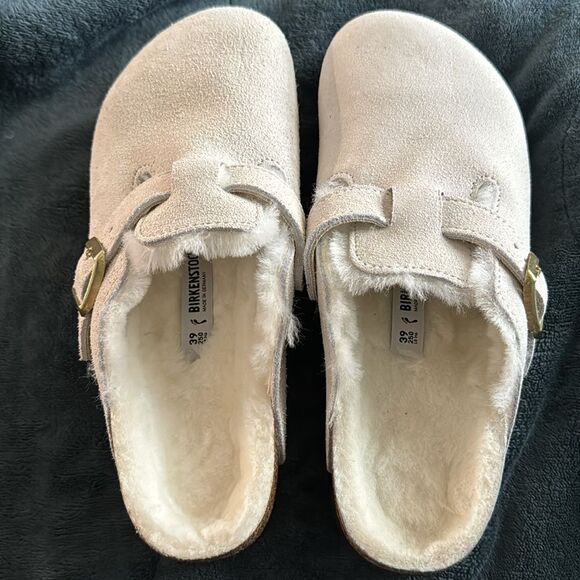 Birkenstock White Shearling Lined Clogs - Picture 2 of 7